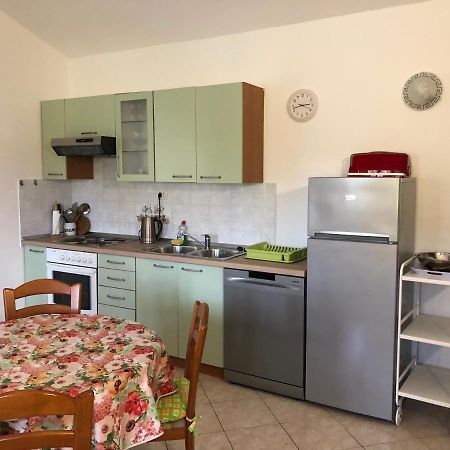 Apartments Vodaric Loznati Крес Екстериор снимка