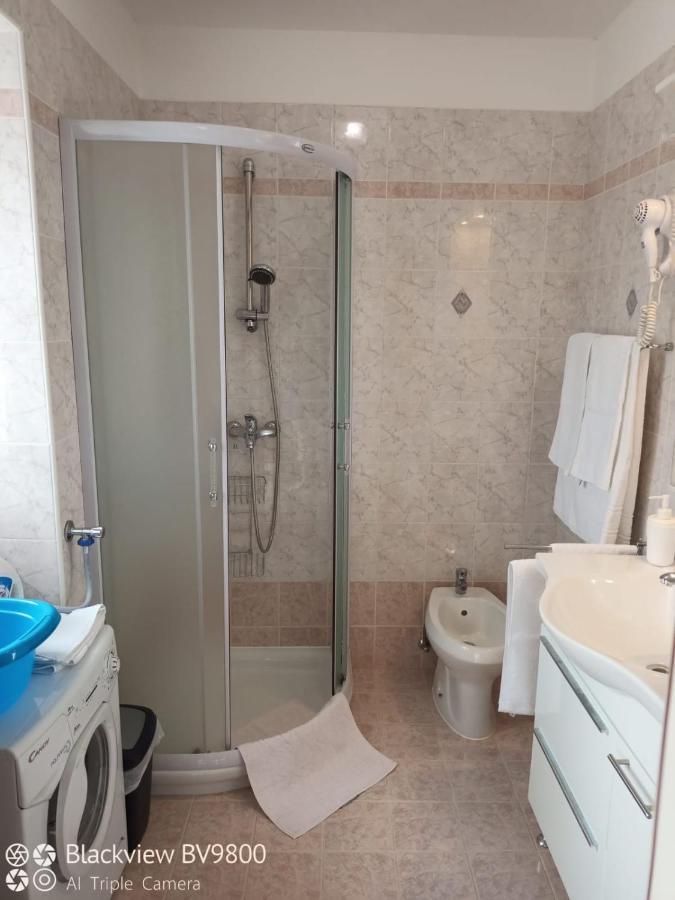 Apartments Vodaric Loznati Крес Екстериор снимка